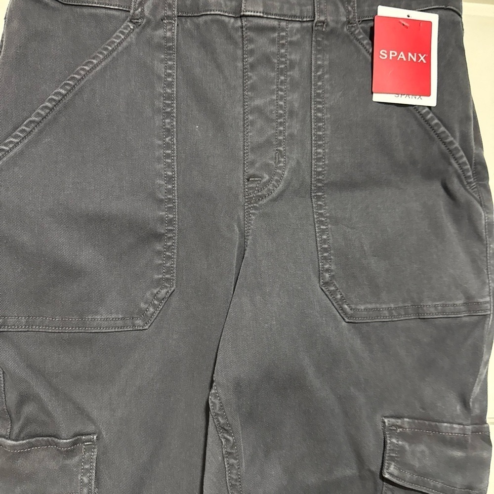 SPANX Charcoal Cropped Cargo Pants fitted M L - Picture 7 of 10